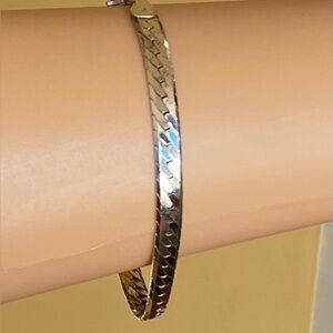 O-7:  8” Solid 925 Italy mirror high polished herringbone bracelet- lobster link